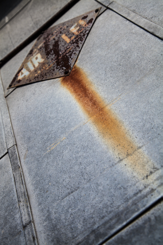 Illustration for article titled 27 Radiant Photos Of Rust